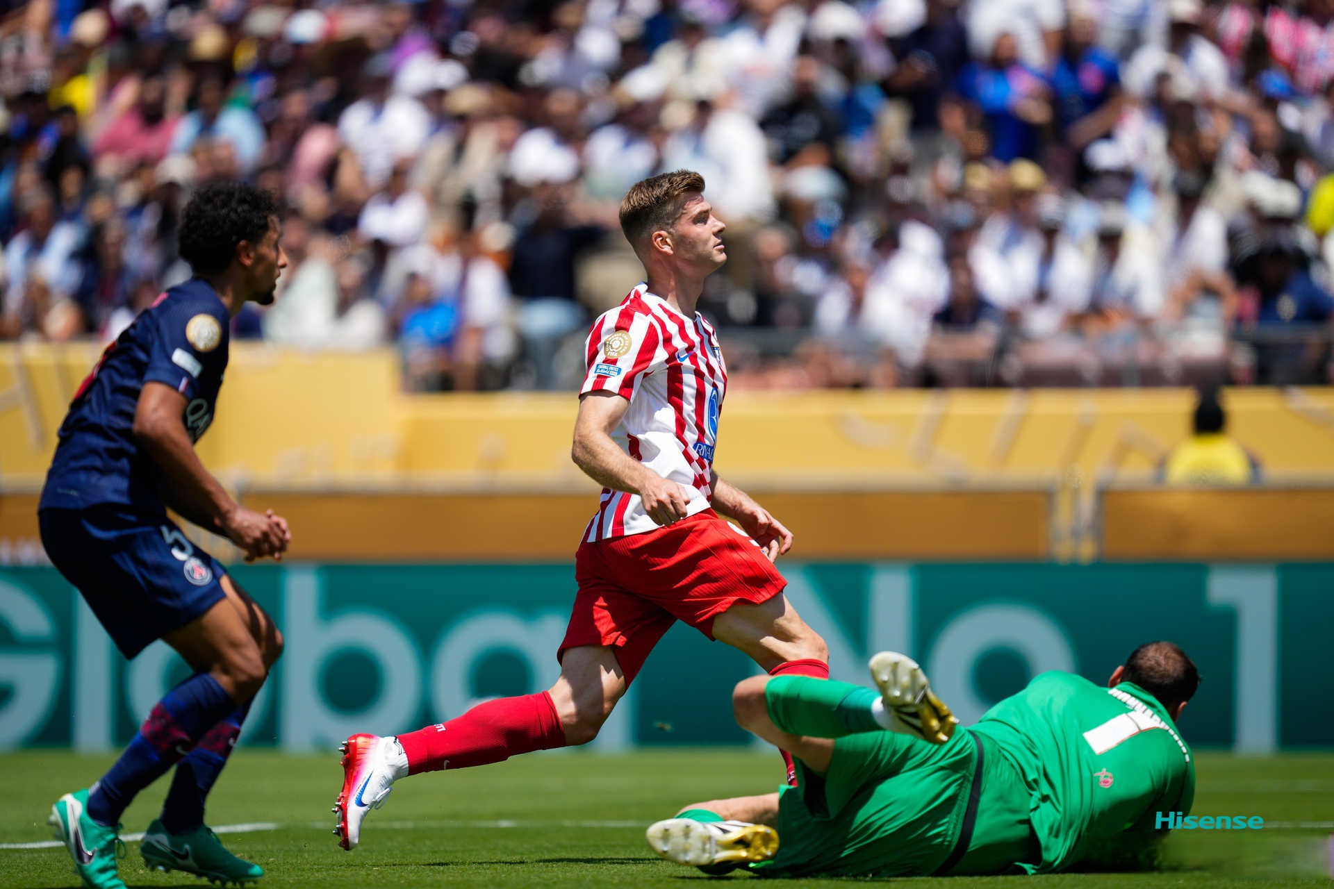 包含里昂迎法国杯关键赛;集结日单刀错失;媒体盛赞;心理建设被强调的词条 包含里昂迎法国杯关键赛;集结日单刀错失;媒体盛赞;心理建设被强调的词条