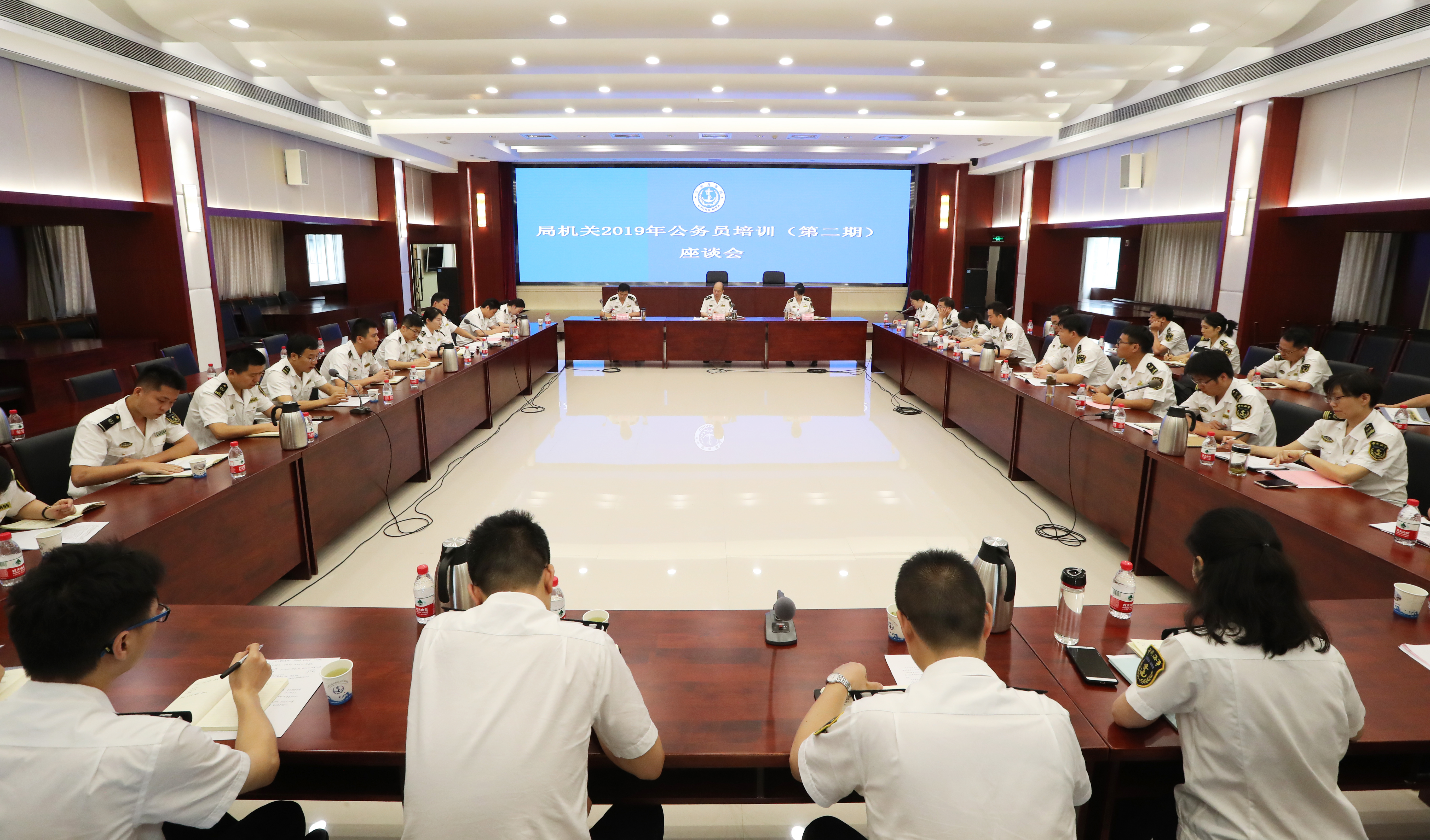 开云通用版 -塞维利亚内部会议纪要流出：今晚防线松动，CBA常规赛使命明确，细节决定成败的简单介绍